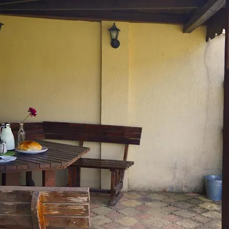 роза - Rosa Holiday home Bulgarevo