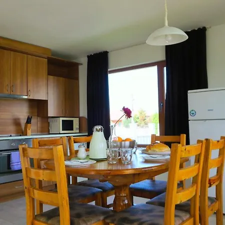 роза - Rosa Holiday home *